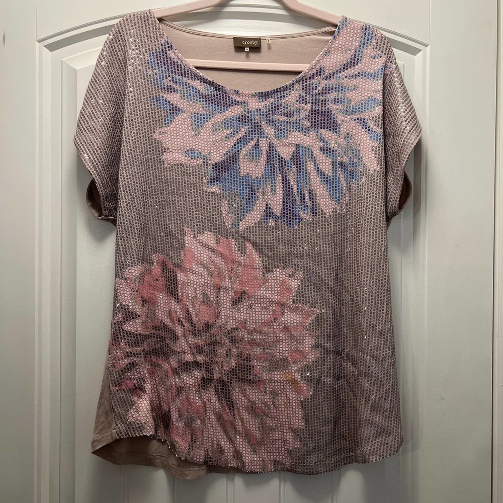 Crosby‎ Women's Crewneck Floral Short Cap Sleeve Sequin Shirt Size XL Pink Beige